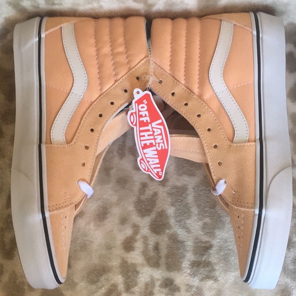 [ VANS ]  NEW! Peach Hi Top Shoes / Size 9.5 - Picture 2 of 6